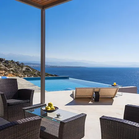 Villa Luxury Seafront Design Akrotiri *