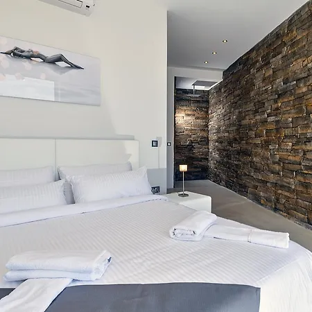 Luxury Seafront Design Akrotiri * Tersanas