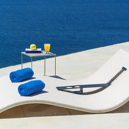 Luxury Seafront Design Akrotiri